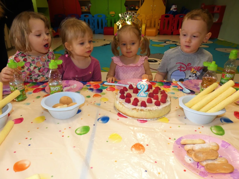 2 Urodziny Alisy 26-04-2022, tort