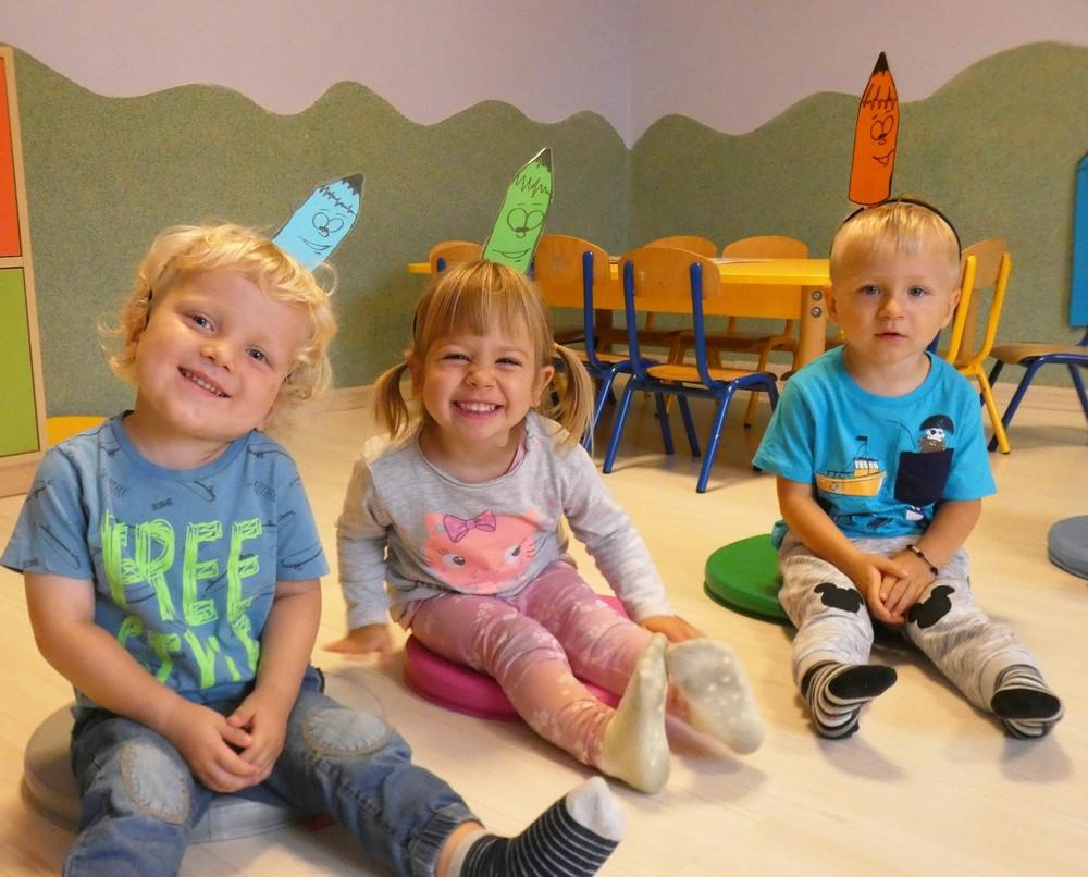 uśmiechnięte dzieci